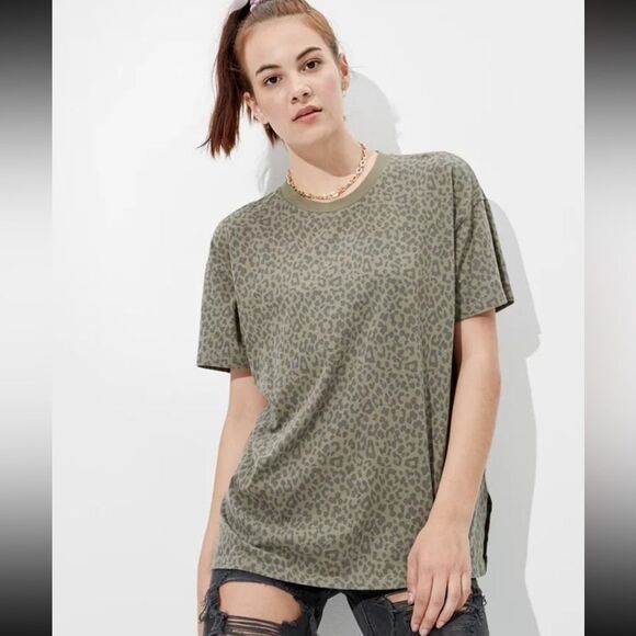 American Eagle Small Green Leopard Oversized‎ Weekend T Shirt - Picture 1 of 6